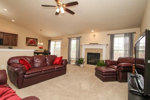 1302 Petaluma Dr, Normal, IL 61761 photo 9