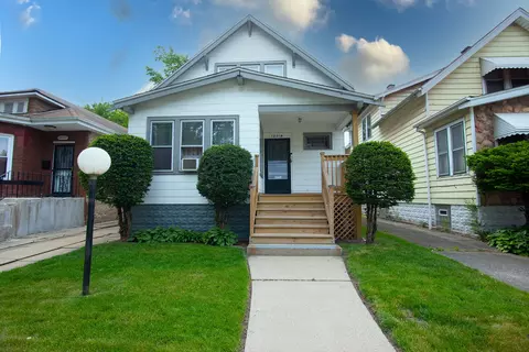 12018 S Wentworth Ave, Chicago, IL 60628