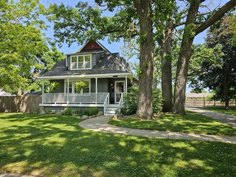 2617 Gideon Ave, Zion, IL 60099