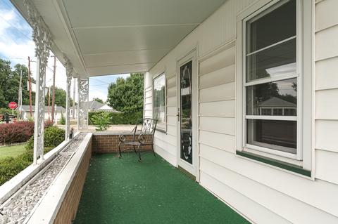 2618 E 488th Rd, Oglesby, IL 61348 photo 2