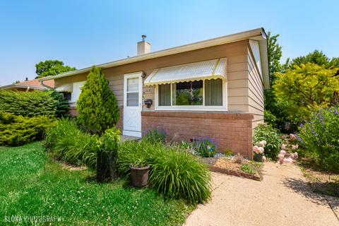 1821 Western Ave, Waukegan, IL 60087