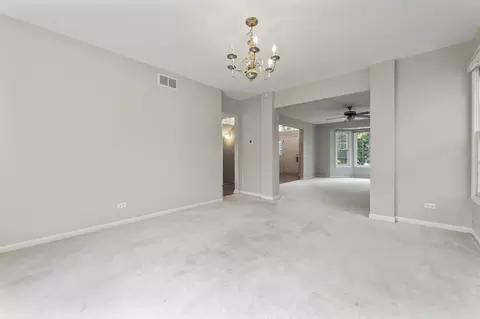 1623 Mccormack Dr, Hoffman Estates, IL 60169 photo 18