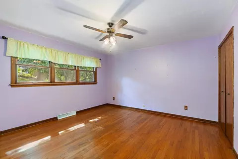559 Ada St, Cary, IL 60013 photo 11