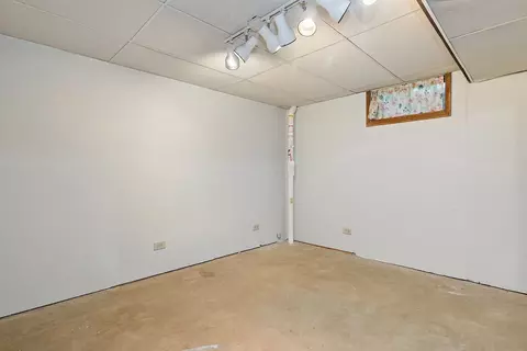 559 Ada St, Cary, IL 60013 photo 22