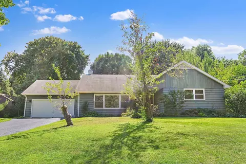 559 Ada St, Cary, IL 60013