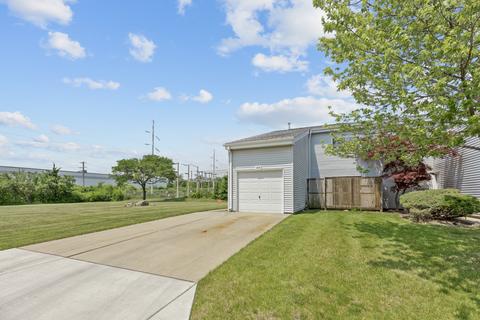 1894 N Alpine Dr, Glendale Heights, IL 60139