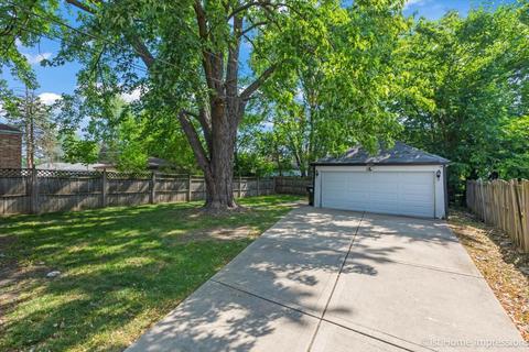 2425 S 13th Ave, Broadview, IL 60155 photo 12