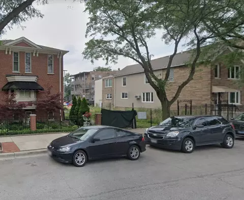 1063 W Vernon Park Pl, Chicago, IL 60607