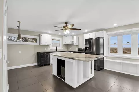 204 3rd St, Dewey, IL 61840 photo 4
