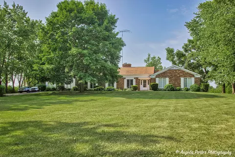 3107 Il Route 173 Rd, Richmond, IL 60071