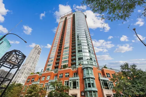 415 E North Water St #1205, Chicago, IL 60611