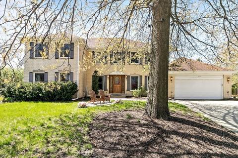 3390 Yorkshire Ct, Hoffman Estates, IL 60067