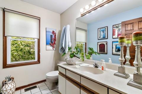 3390 Yorkshire Ct, Hoffman Estates, IL 60067 photo 20