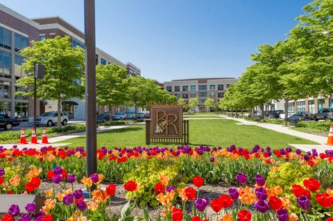1000 Village Center Dr #110, Burr Ridge, IL 60527