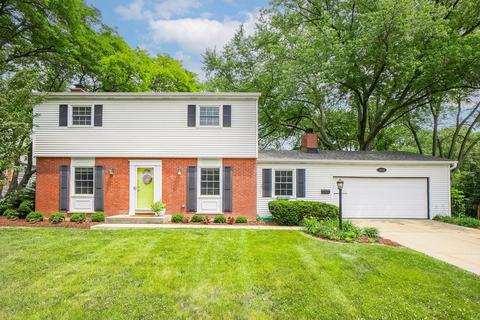 1128 N Brainard St, Naperville, IL 60563
