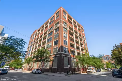320 E 21st St #413, Chicago, IL 60616