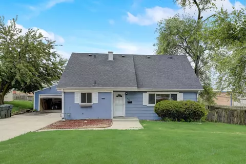 563 James Ct, Glendale Heights, IL 60139
