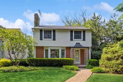 615 Roger Ave, Kenilworth, IL 60043
