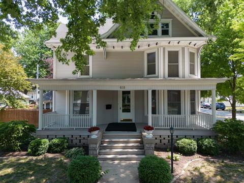 618 S Mill St, Pontiac, IL 61764