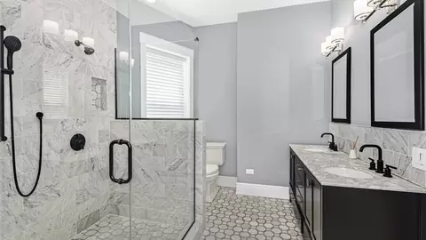 427 E 48th Pl, Chicago, IL 60615 photo 7