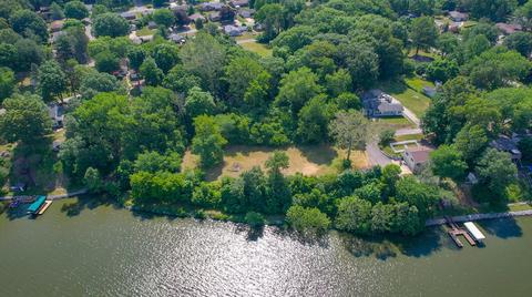 2 Bloxom Dr, Danville, IL 61832