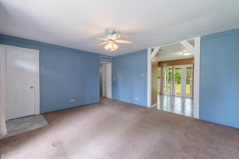 1230 Corley Dr, Elgin, IL 60120 photo 6