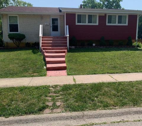 3415 Hickory Ln, Hazel Crest, IL 60429