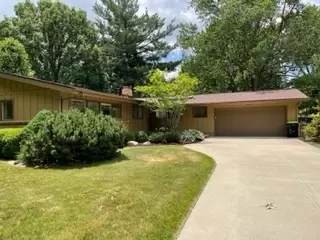 1707 Ridge Rd, Champaign, IL 61821