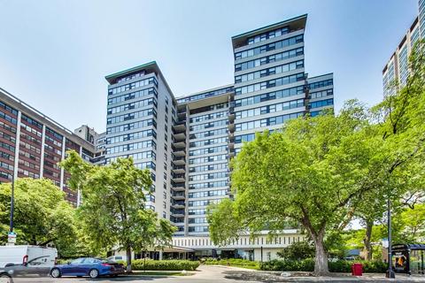 3430 N Lake Shore Dr #7N, Chicago, IL 60657