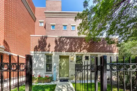 1407 N Burling St, Chicago, IL 60610