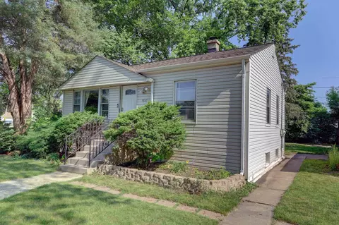 604 E Prairie Ave, Des Plaines, IL 60016 photo 24