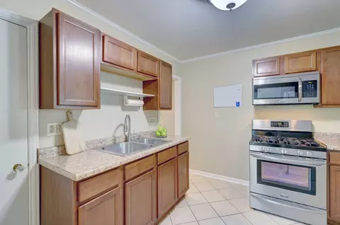 604 E Prairie Ave, Des Plaines, IL 60016 photo 7