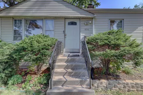604 E Prairie Ave, Des Plaines, IL 60016 photo 27
