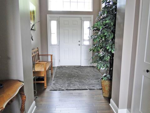 2217 Moser Ln, Algonquin, IL 60102 photo 2