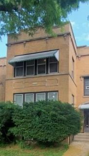 6121 N Campbell Ave, Chicago, IL 60659