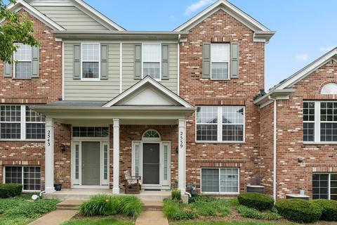 2539 Emily Ln, Elgin, IL 60124
