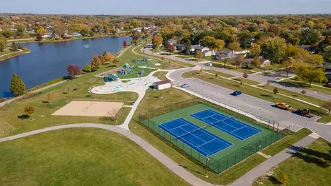 4376 Lombardy Ln, Hoffman Estates, IL 60192 photo 28