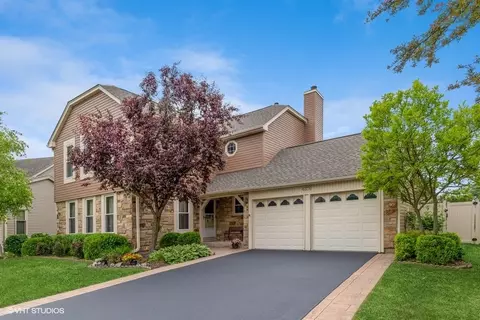 4376 Lombardy Ln, Hoffman Estates, IL 60192 photo 3