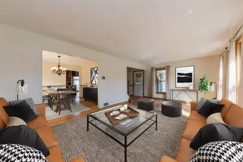 4376 Lombardy Ln, Hoffman Estates, IL 60192 photo 7