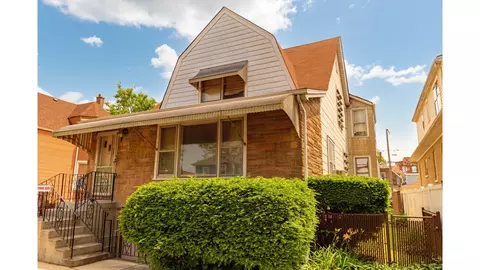 2139 N Tripp Ave, Chicago, IL 60639