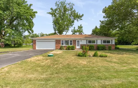 1730 Dun Lo Dr, Arlington Heights, IL 60004