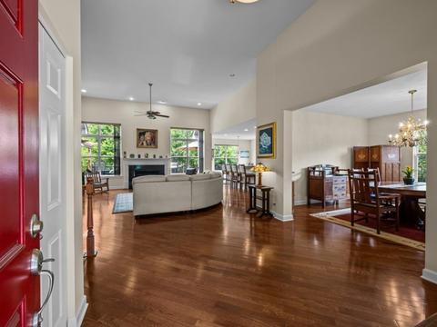 1090 Deerpath Rd, Aurora, IL 60506 photo 3