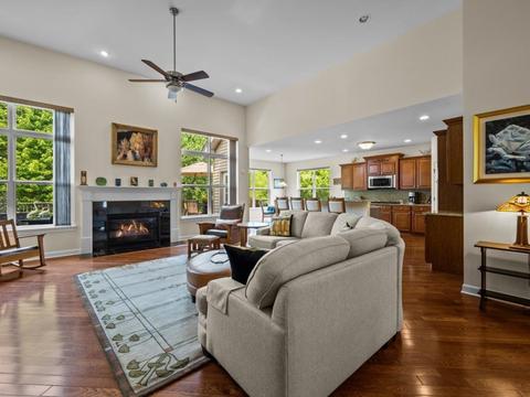 1090 Deerpath Rd, Aurora, IL 60506 photo 5