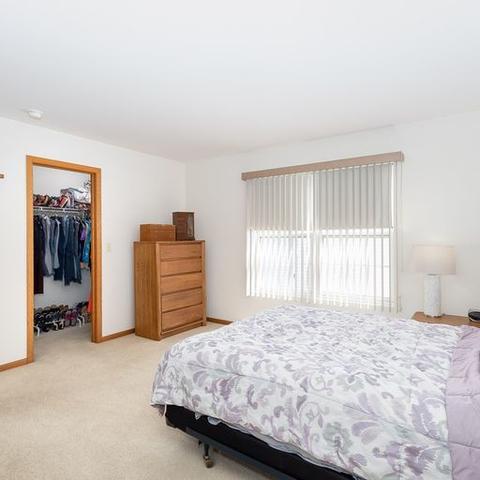 7401 Fordham Ln, Plainfield, IL 60586 photo 12