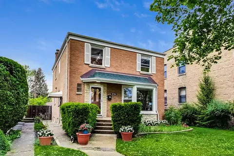 8706 Saint Louis Ave, Skokie, IL 60076