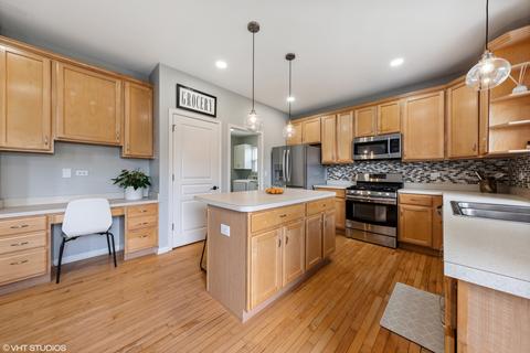 24300 W Bristol Ave, Plainfield, IL 60585 photo 5