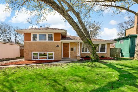3105 Woodworth Pl, Hazel Crest, IL 60429
