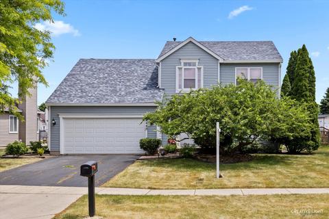 1443 Knotty Pine Dr, Elgin, IL 60123