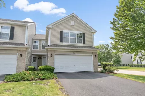 465 Windham Cove Dr, Crystal Lake, IL 60014