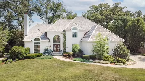 10514 Wildflower Rd, Orland Park, IL 60462